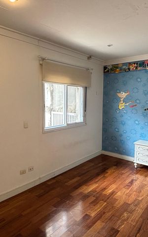 Casa à venda com 326m², 3 quartos e 6 vagas Casa à venda com 326m², 3 quartos e 6 vagasSuíte 2