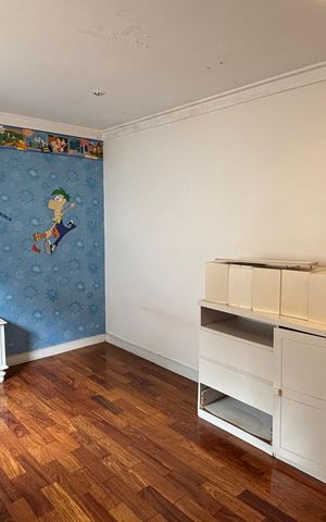 Casa à venda com 326m², 3 quartos e 6 vagas Casa à venda com 326m², 3 quartos e 6 vagasSuíte 2