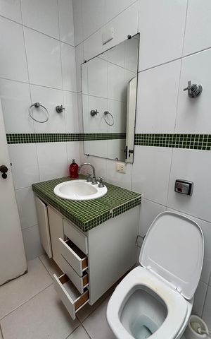 Casa à venda com 326m², 3 quartos e 6 vagas Casa à venda com 326m², 3 quartos e 6 vagasBanheiro da Suíte 3