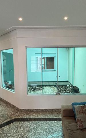 Casa à venda com 326m², 3 quartos e 6 vagas Casa à venda com 326m², 3 quartos e 6 vagasSala - Sala de Jantar