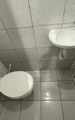 Studio para alugar com 20m², 1 quarto e sem vaga Studio para alugar com 20m², 1 quarto e sem vagaStudio- banheiro