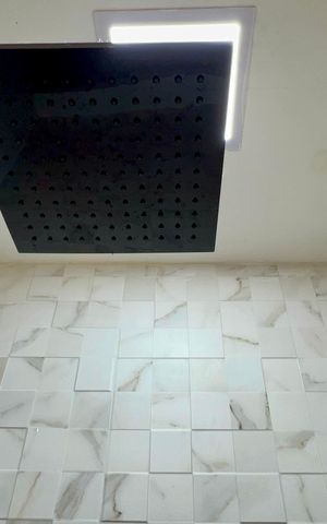 Studio para alugar com 26m², 1 quarto e sem vaga Studio para alugar com 26m², 1 quarto e sem vagaBanheiro
