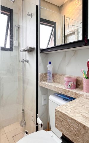 Apartamento à venda com 58m², 2 quartos e 2 vagas Apartamento à venda com 58m², 2 quartos e 2 vagasBanheiro da Suíte