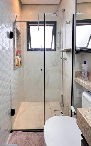 Apartamento à venda com 58m², 2 quartos e 2 vagas Apartamento à venda com 58m², 2 quartos e 2 vagasBanheiro da Suíte