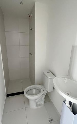 Apartamento à venda com 29m², 2 quartos e sem vaga Apartamento à venda com 29m², 2 quartos e sem vagaBanheiro