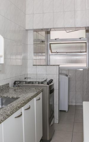 Apartamento para alugar com 68m², 2 quartos e sem vaga Apartamento para alugar com 68m², 2 quartos e sem vagaCozinha e Área de Serviço