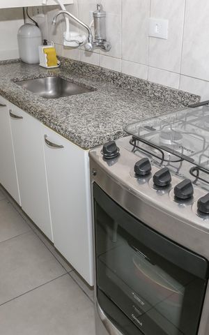 Apartamento para alugar com 68m², 2 quartos e sem vaga Apartamento para alugar com 68m², 2 quartos e sem vagaCozinha e Área de Serviço