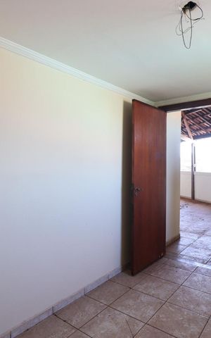 Casa para alugar com 200m², 4 quartos e 1 vaga Casa para alugar com 200m², 4 quartos e 1 vagaSuíte 2