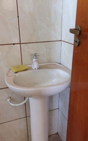 Casa para alugar com 200m², 4 quartos e 1 vaga Casa para alugar com 200m², 4 quartos e 1 vagaBanheiro da Suíte