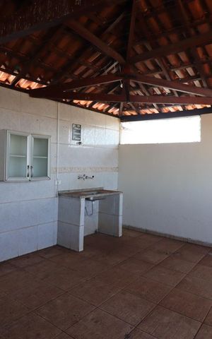 Casa para alugar com 200m², 4 quartos e 1 vaga Casa para alugar com 200m², 4 quartos e 1 vagaÁrea de Serviço