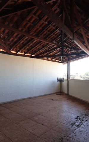 Casa para alugar com 200m², 4 quartos e 1 vaga Casa para alugar com 200m², 4 quartos e 1 vagaÁrea de Serviço
