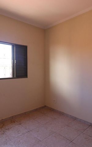 Casa para alugar com 200m², 4 quartos e 1 vaga Casa para alugar com 200m², 4 quartos e 1 vagaQuarto 2