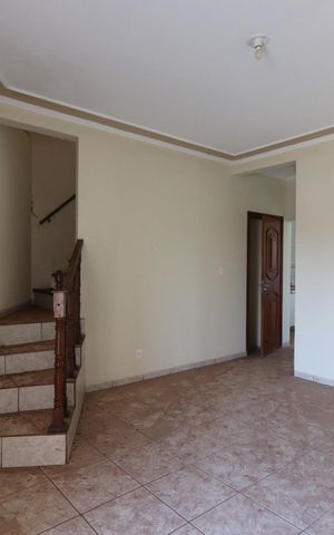 Casa para alugar com 200m², 4 quartos e 1 vaga Casa para alugar com 200m², 4 quartos e 1 vagaSala