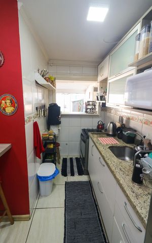 Casa à venda com 182m², 4 quartos e 4 vagas Casa à venda com 182m², 4 quartos e 4 vagasCozinha