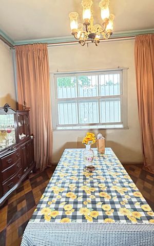 Casa à venda com 121m², 4 quartos e 3 vagasSala 3