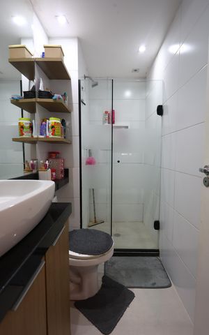 Apartamento à venda com 44m², 2 quartos e 1 vaga Apartamento à venda com 44m², 2 quartos e 1 vagaBanheiro