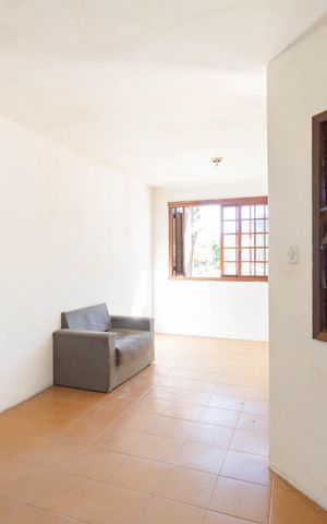 Casa à venda com 98m², 2 quartos e 2 vagas
