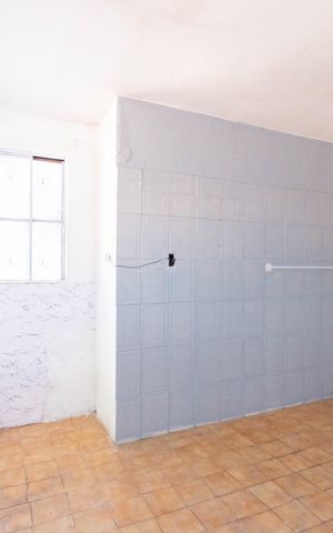 Casa à venda com 98m², 2 quartos e 2 vagas