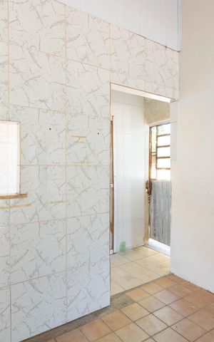 Casa à venda com 98m², 2 quartos e 2 vagas