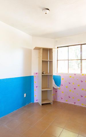 Casa à venda com 98m², 2 quartos e 2 vagas