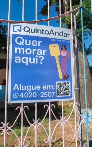 Casa à venda com 98m², 2 quartos e 2 vagas