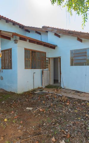 Casa à venda com 98m², 2 quartos e 2 vagas