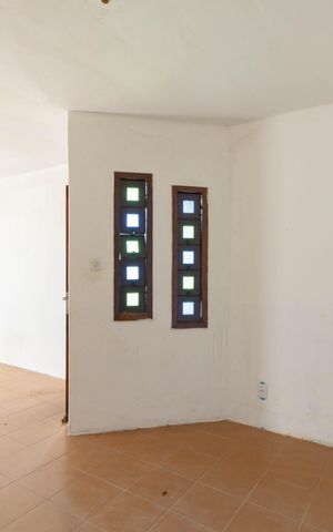 Casa à venda com 98m², 2 quartos e 2 vagas