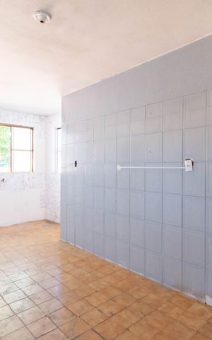 Casa à venda com 98m², 2 quartos e 2 vagas