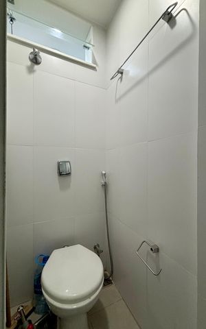 Apartamento à venda com 86m², 2 quartos e 1 vaga Apartamento à venda com 86m², 2 quartos e 1 vagaÁrea de serviço - banheiro
