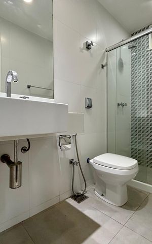 Apartamento à venda com 86m², 2 quartos e 1 vaga Apartamento à venda com 86m², 2 quartos e 1 vagaSuíte - banheiro
