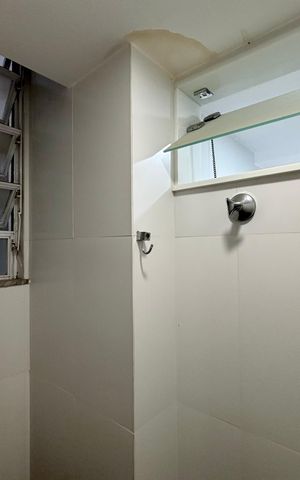 Apartamento à venda com 86m², 2 quartos e 1 vaga Apartamento à venda com 86m², 2 quartos e 1 vagaÁrea de serviço - banheiro