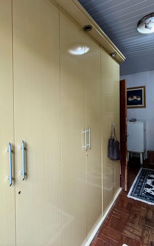 Casa para alugar com 240m², 6 quartos e 3 vagas Casa para alugar com 240m², 6 quartos e 3 vagasQuarto 2