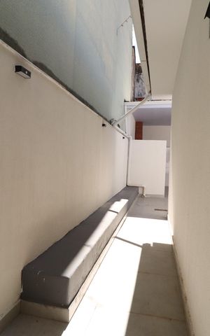 Casa para alugar com 350m², 4 quartos e 4 vagasCorredor