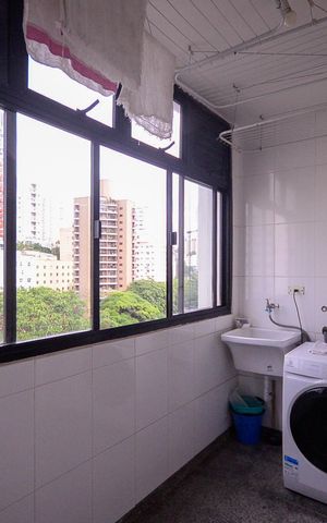 Apartamento à venda com 120m², 3 quartos e 3 vagas Apartamento à venda com 120m², 3 quartos e 3 vagasÁrea de Serviço
