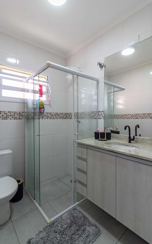 Casa à venda com 116m², 3 quartos e 5 vagasBanheiro Social