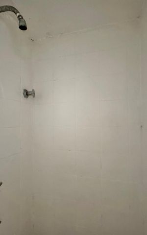 Casa de condomínio à venda com 220m², 3 quartos e 2 vagas Casa de condomínio à venda com 220m², 3 quartos e 2 vagasÁrea de Serviço