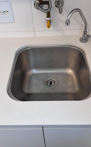 Apartamento à venda com 45m², 2 quartos e 1 vaga Apartamento à venda com 45m², 2 quartos e 1 vagaCozinha e Área de Serviço