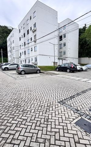 Apartamento à venda com 45m², 2 quartos e 1 vaga Apartamento à venda com 45m², 2 quartos e 1 vagaFachada