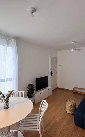 Apartamento à venda com 45m², 2 quartos e 1 vaga Apartamento à venda com 45m², 2 quartos e 1 vagaSala