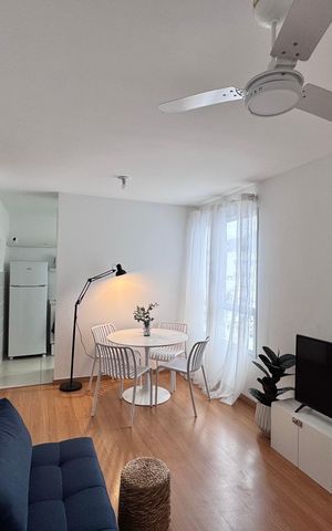 Apartamento à venda com 45m², 2 quartos e 1 vaga Apartamento à venda com 45m², 2 quartos e 1 vagaSala