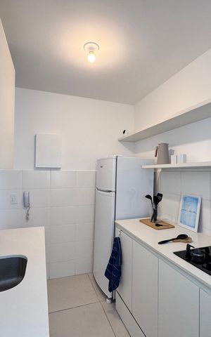 Apartamento à venda com 45m², 2 quartos e 1 vaga Apartamento à venda com 45m², 2 quartos e 1 vagaCozinha e Área de Serviço