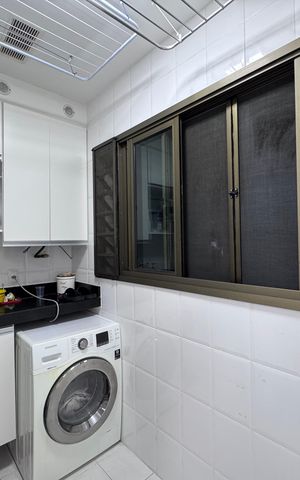 Apartamento à venda com 87m², 2 quartos e 2 vagas Apartamento à venda com 87m², 2 quartos e 2 vagasCozinha e Área de Serviço