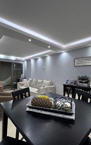 Apartamento à venda com 87m², 2 quartos e 2 vagas Apartamento à venda com 87m², 2 quartos e 2 vagasSala