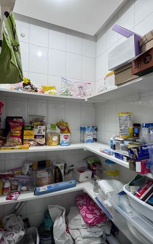 Apartamento à venda com 87m², 2 quartos e 2 vagas Apartamento à venda com 87m², 2 quartos e 2 vagasCozinha e Área de Serviço - Despensa