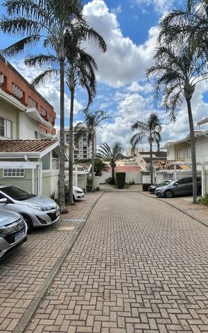 Casa de condomínio à venda com 95m², 3 quartos e 2 vagas Casa de condomínio à venda com 95m², 3 quartos e 2 vagasCondomínio