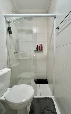 Casa de condomínio à venda com 95m², 3 quartos e 2 vagas Casa de condomínio à venda com 95m², 3 quartos e 2 vagasBanheiro
