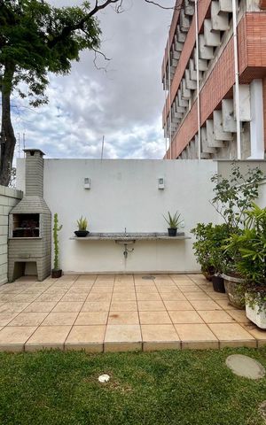 Casa de condomínio à venda com 95m², 3 quartos e 2 vagas Casa de condomínio à venda com 95m², 3 quartos e 2 vagasÁrea comum - Churrasqueira