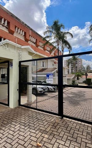 Casa de condomínio à venda com 95m², 3 quartos e 2 vagas Casa de condomínio à venda com 95m², 3 quartos e 2 vagasFachada do condomínio