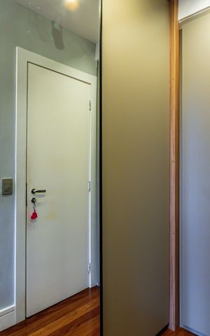 Apartamento à venda com 187m², 4 quartos e 3 vagas Apartamento à venda com 187m², 4 quartos e 3 vagasSuite 02