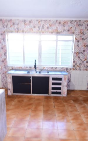 Casa à venda com 124m², 3 quartos e 2 vagasCozinha